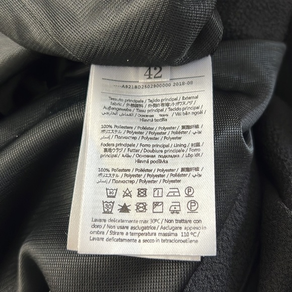 Elegant Black Jumpsuit - Picture 11 of 13